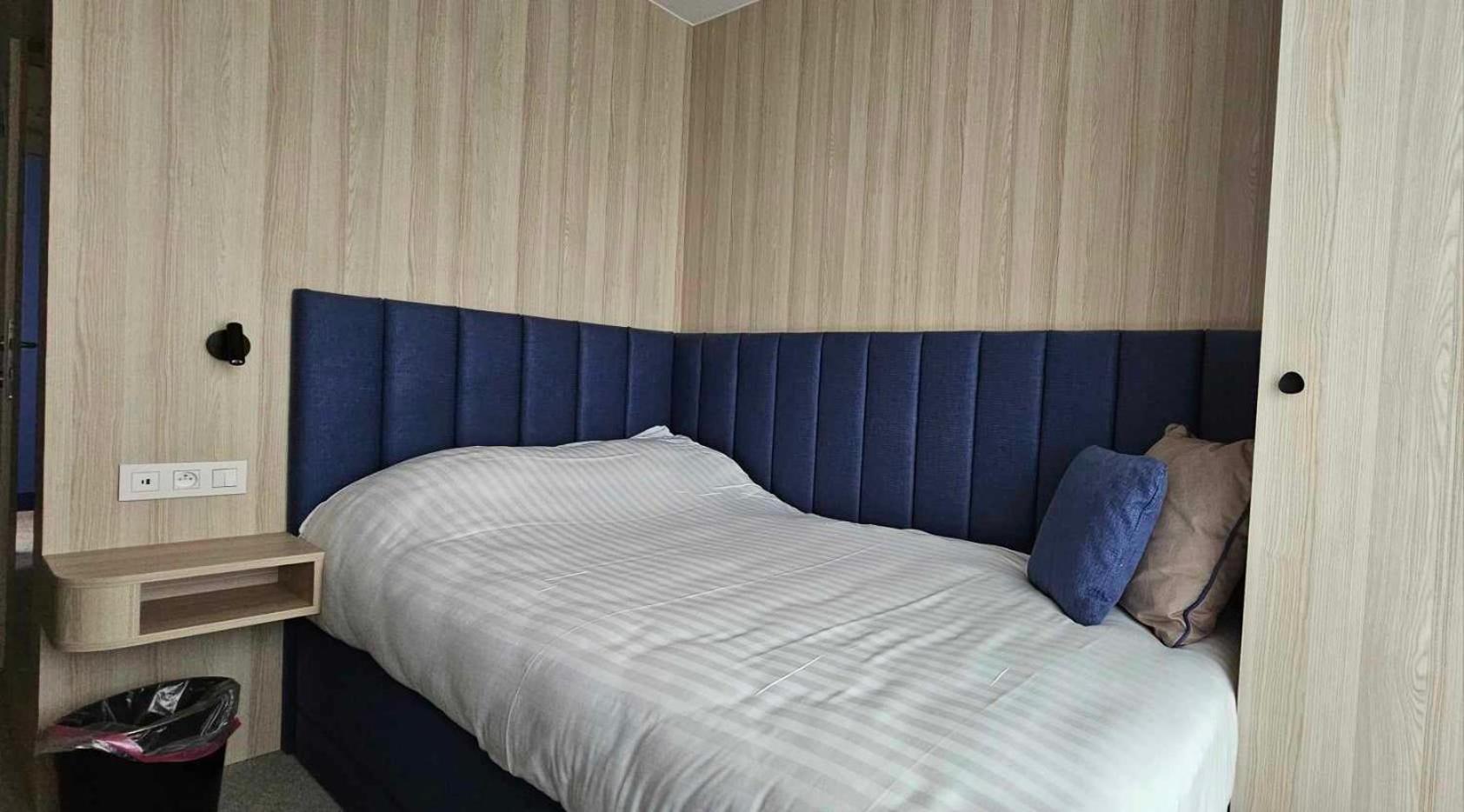 Hotel Les 3 Cles 젬블룩스 외부 사진